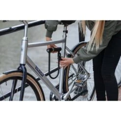 AXA Antivol à Arceau Newton UL 300, Longueur 300mm, Ø14mm -Vélo Équipement Magasin axa antivol a arceau newton ul 300 longueur 300mm o14mm 5