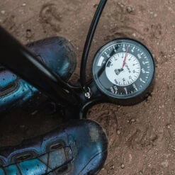 Pompe à Pied Lezyne Classic Floor Drive -Vélo Équipement Magasin pompe a pied lezyne classic floor drive 2